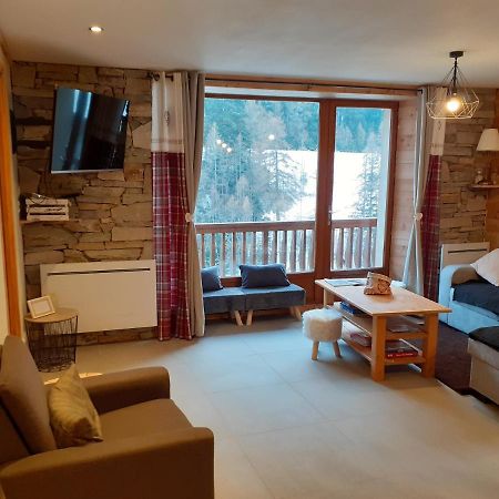 Appartement Chaleureux Avec Wifi De 10 Personnes A Val-Cenis ล็องส์เลอบูร์-มง-เซอนี ภายนอก รูปภาพ