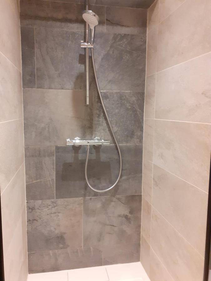 Appartement Chaleureux Avec Wifi De 10 Personnes A Val-Cenis ล็องส์เลอบูร์-มง-เซอนี ภายนอก รูปภาพ