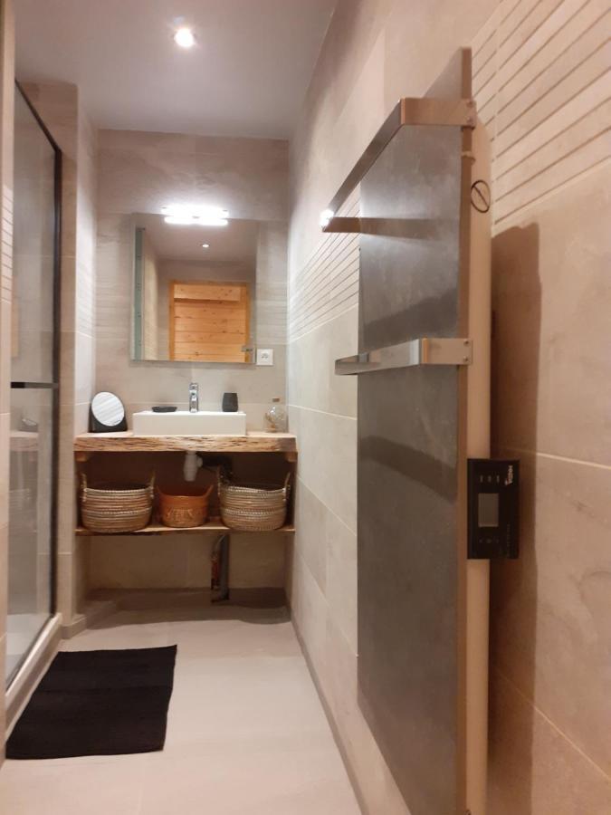 Appartement Chaleureux Avec Wifi De 10 Personnes A Val-Cenis ล็องส์เลอบูร์-มง-เซอนี ภายนอก รูปภาพ