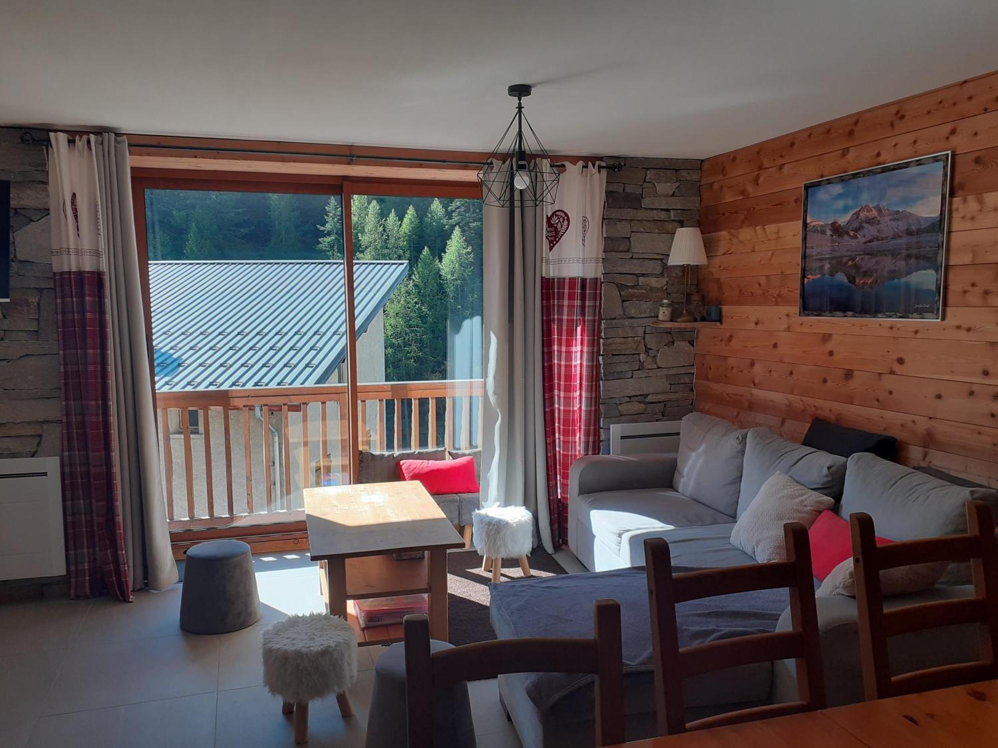 Appartement Chaleureux Avec Wifi De 10 Personnes A Val-Cenis ล็องส์เลอบูร์-มง-เซอนี ภายนอก รูปภาพ